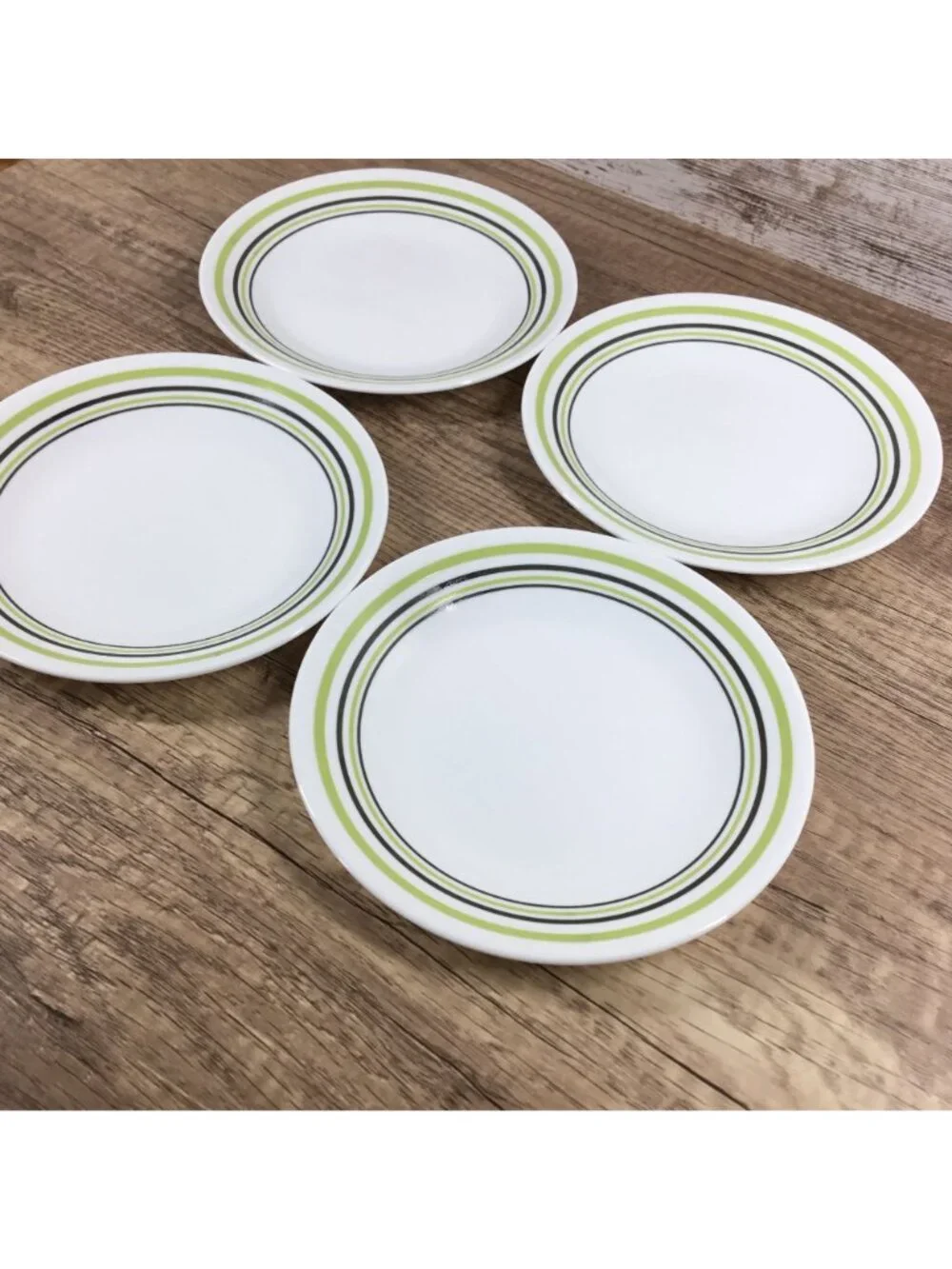 Set of 4 Corelle Garden Sketch Bands Bread & Butter Plates 6 3/4 In